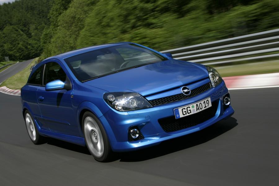  Opel Astra OPC 2006 года  (фото 33 из 44)